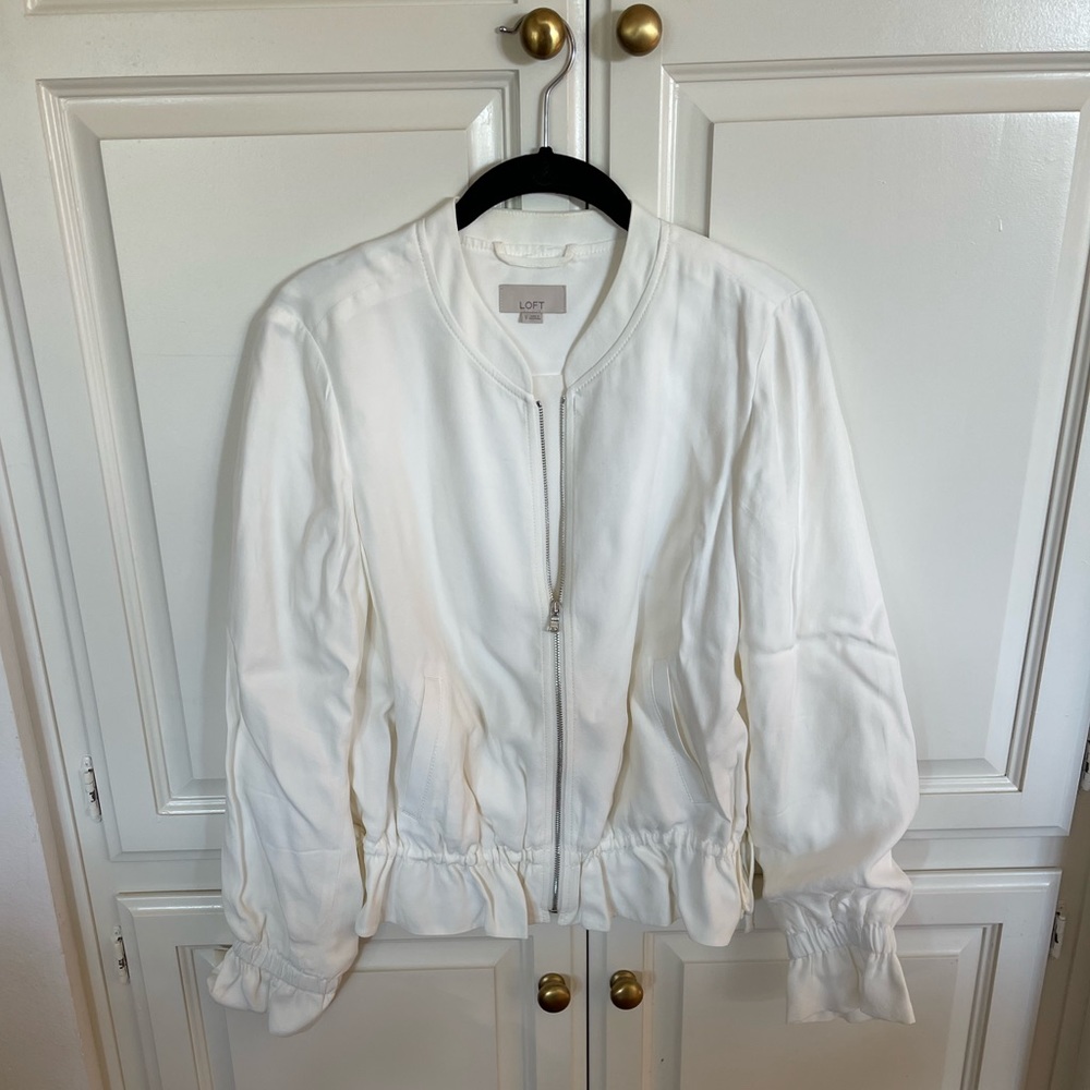 Ann Taylor Loft Cream Jacket Small